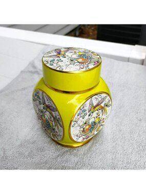Carlton Ware Yellow Lidded Ginger Jar, Bird Fruit Design Made In England 5"